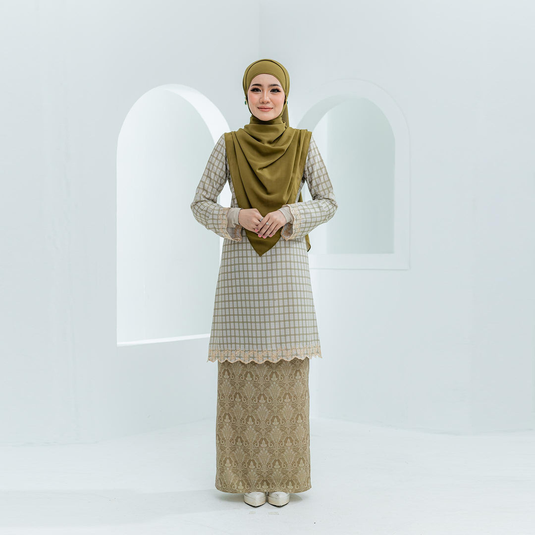 KURUNG JASLEENA