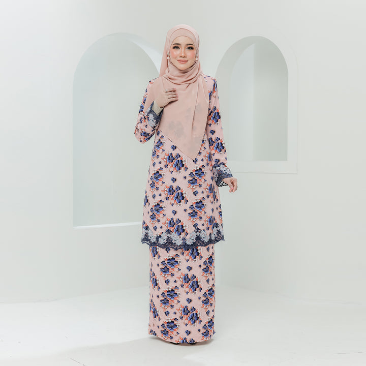 Kurung Maharani Dewasa