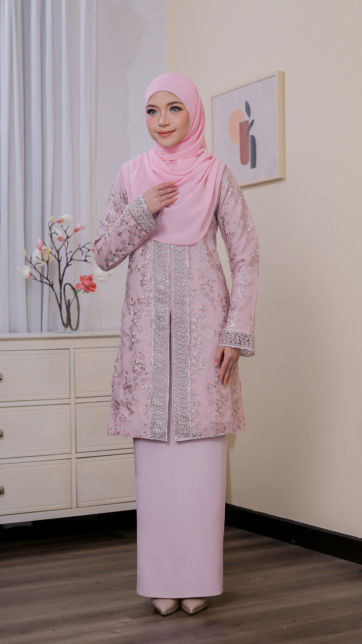 Kurung Nerina