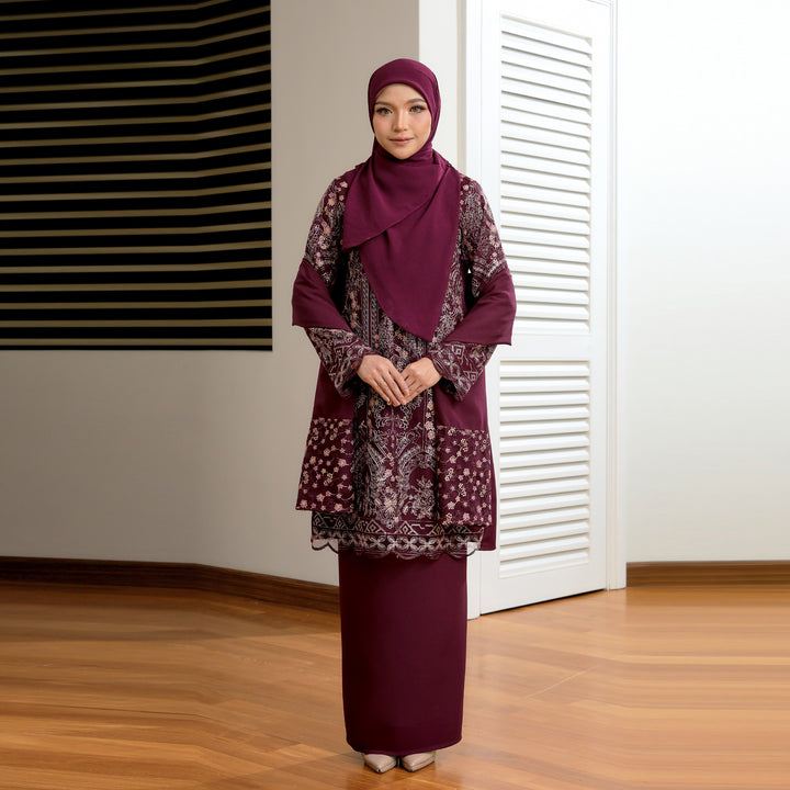 Kurung Livia