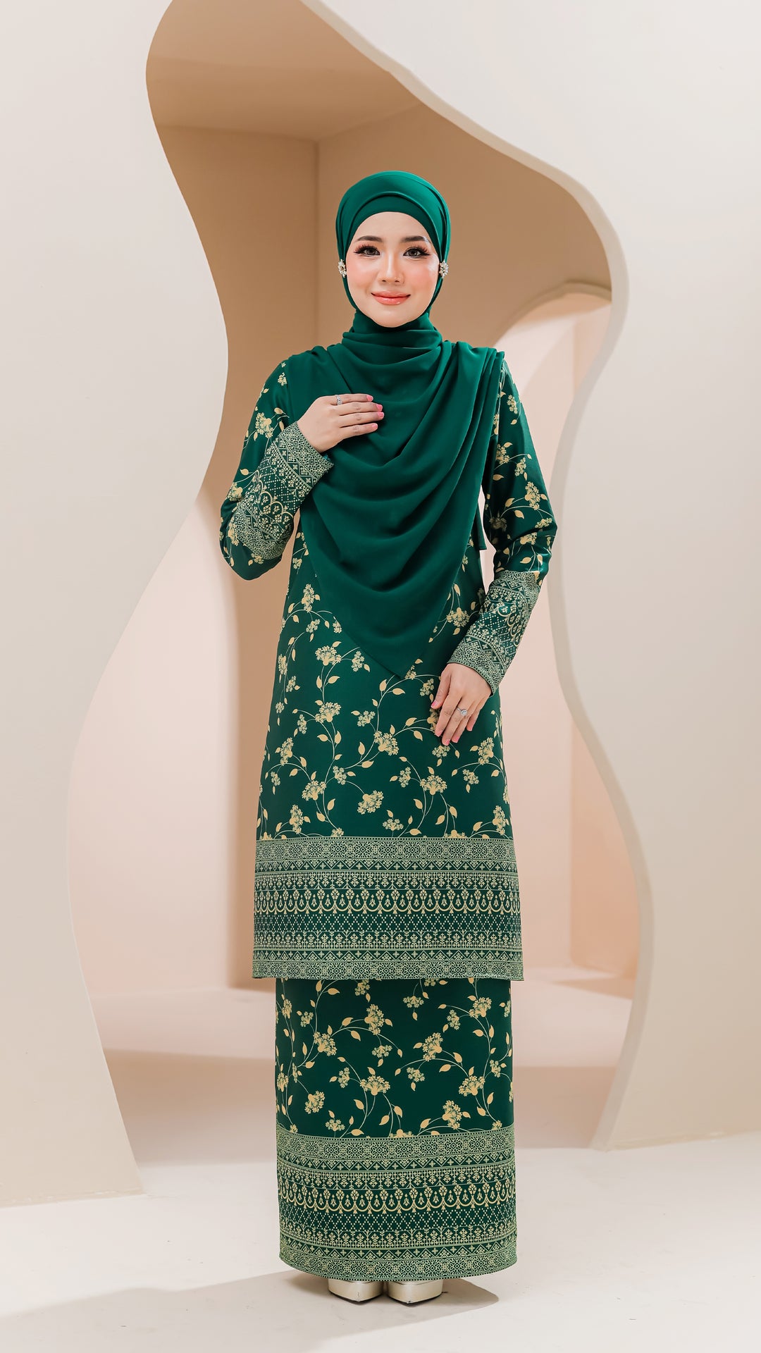 Kurung Salma