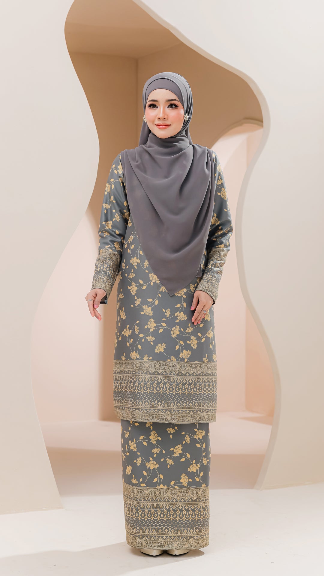 Kurung Salma