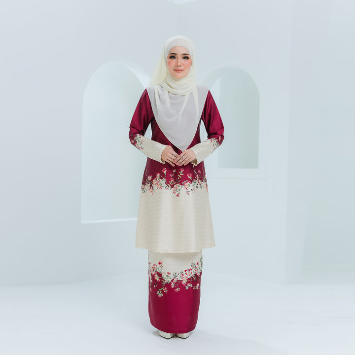 Kurung Kamalia Dewasa