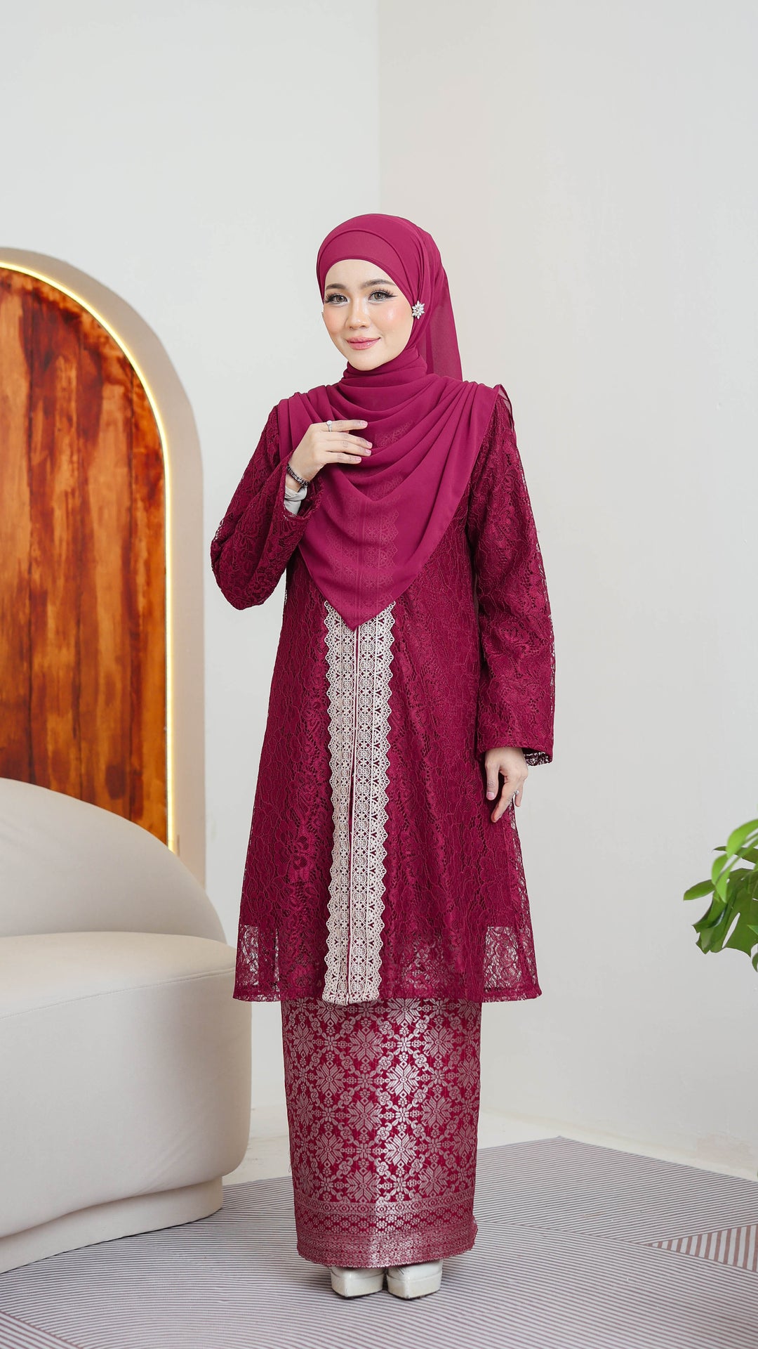 Kurung Reena