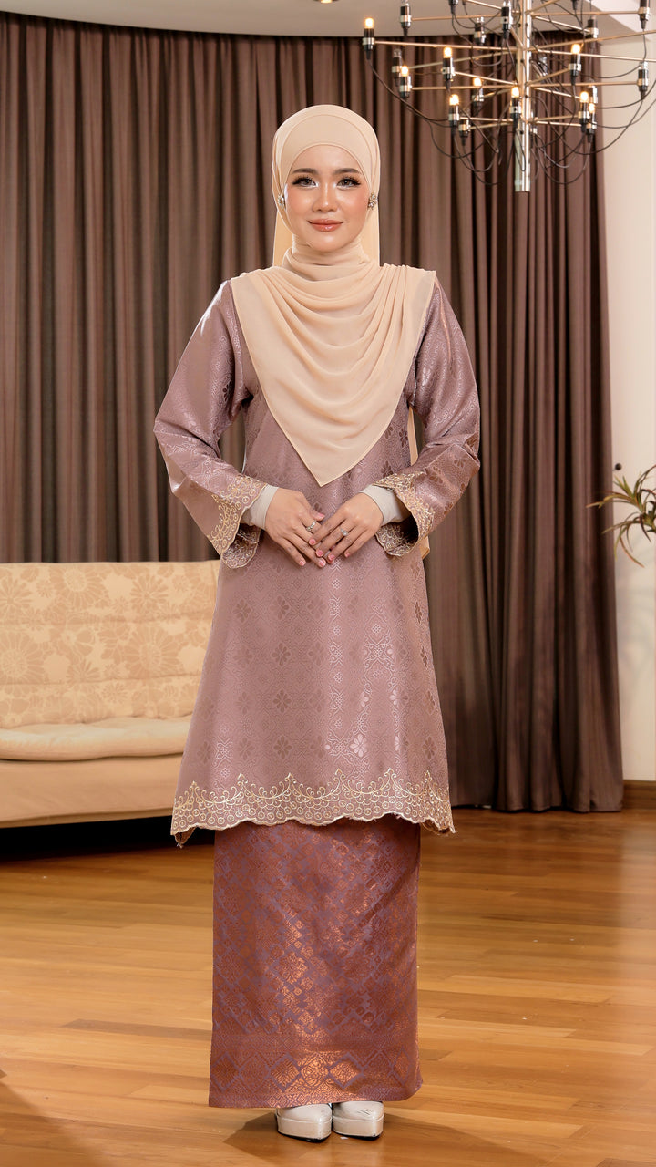 Kurung Izara