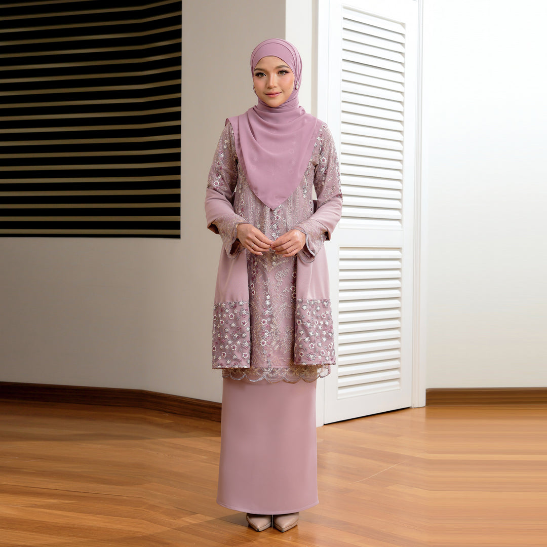 Kurung Livia