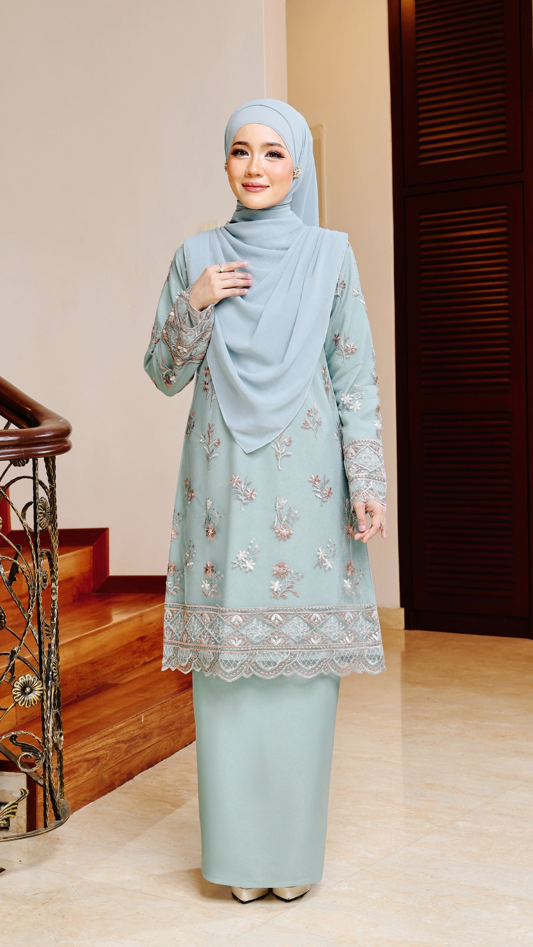 Kurung Davina