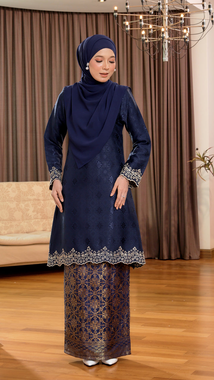 Kurung Izara