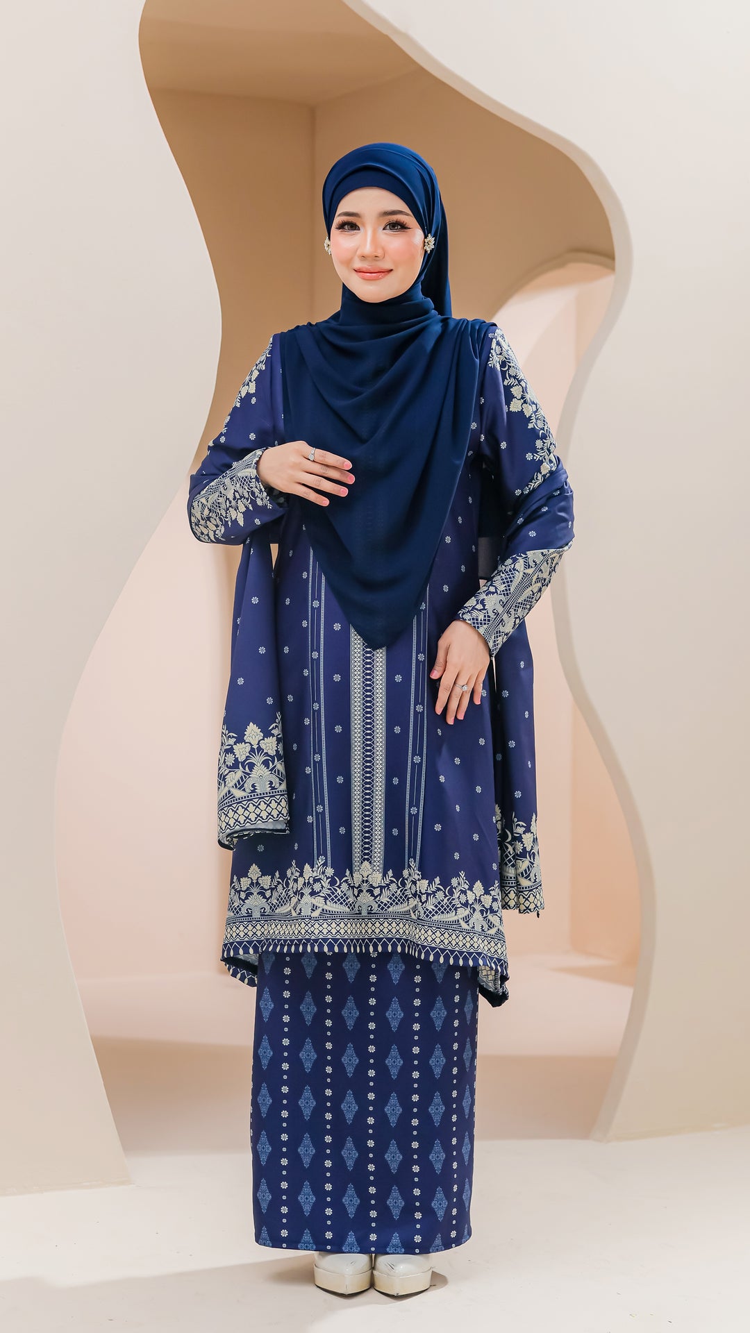 Kurung Disya