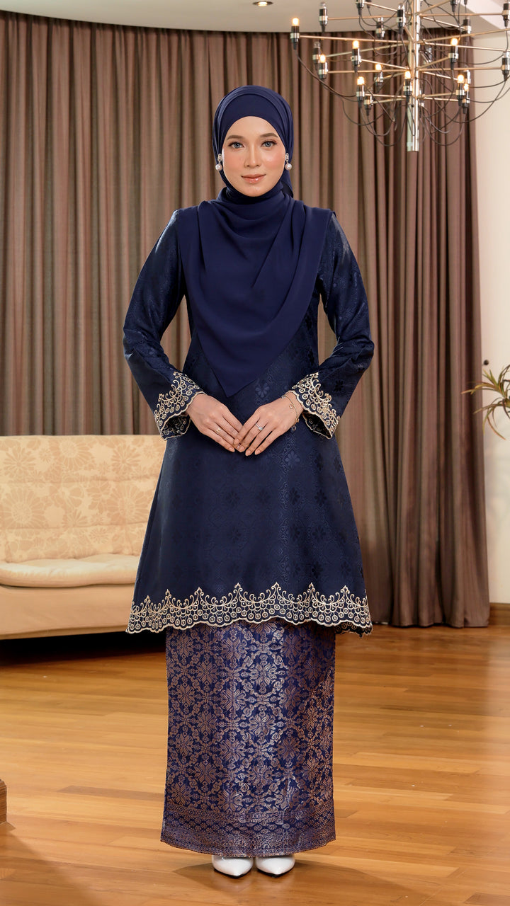 Kurung Izara