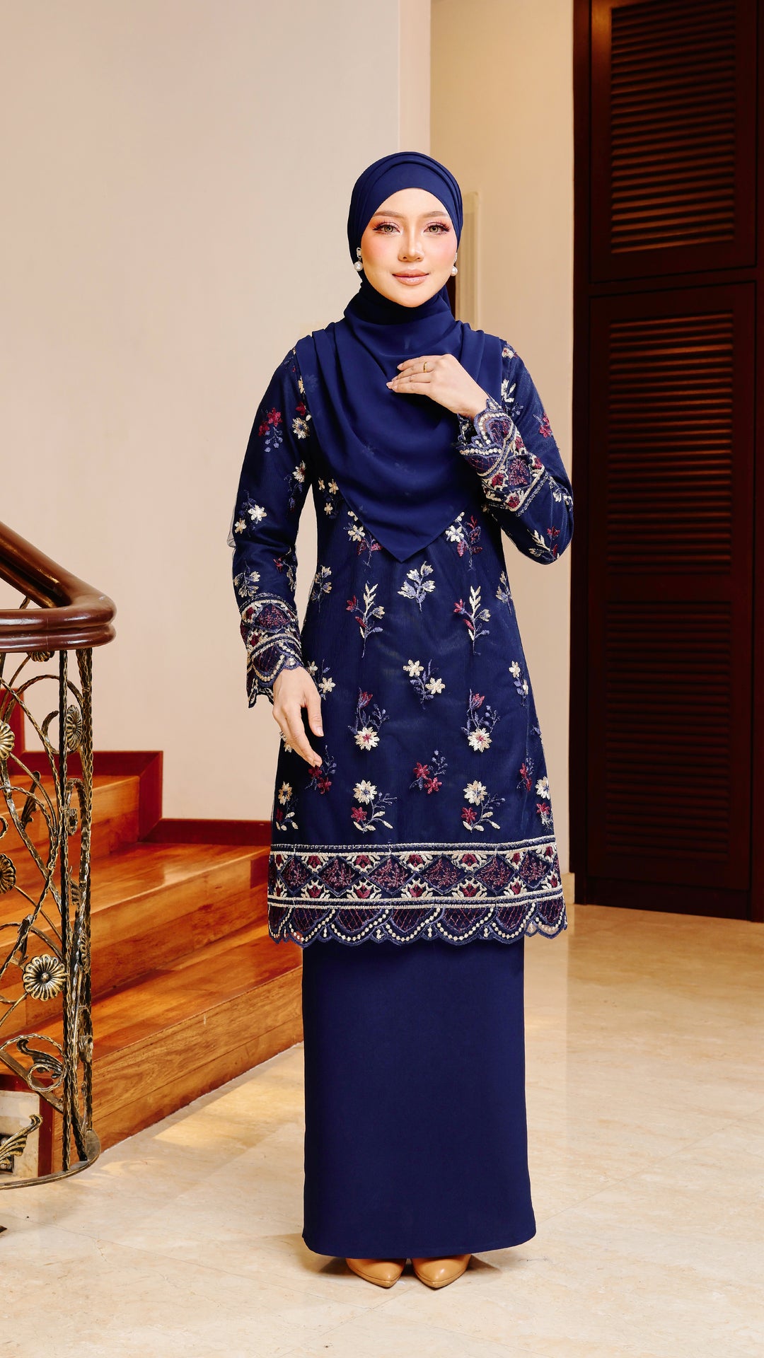 Kurung Davina