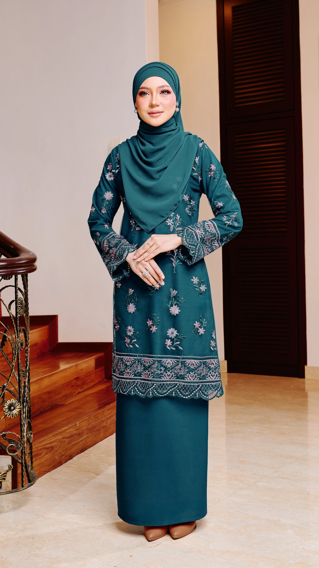 Kurung Davina