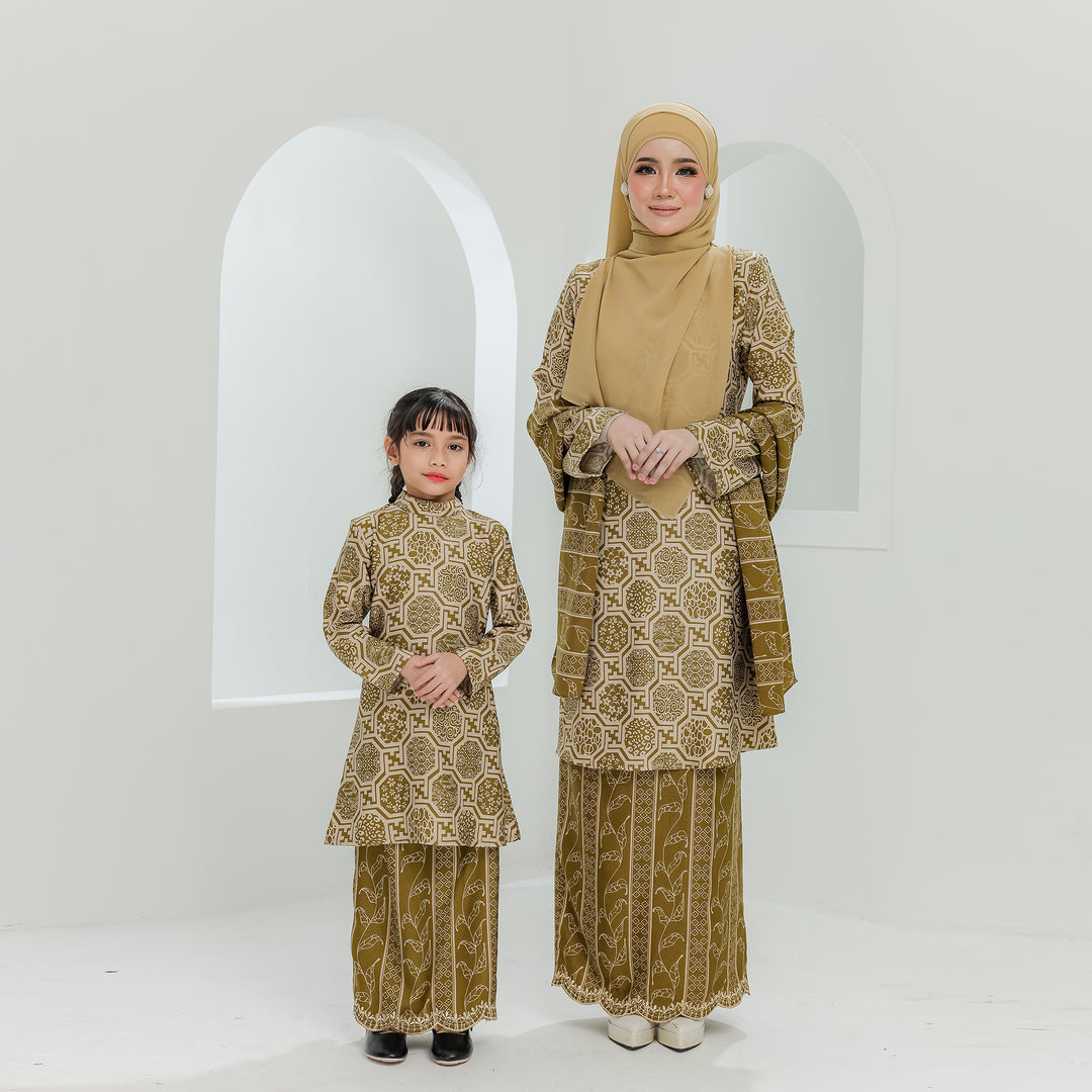 Kurung Lelila Dewasa