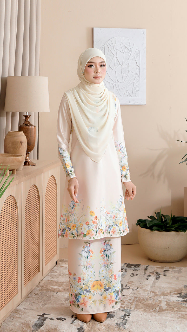 Kurung Sasha