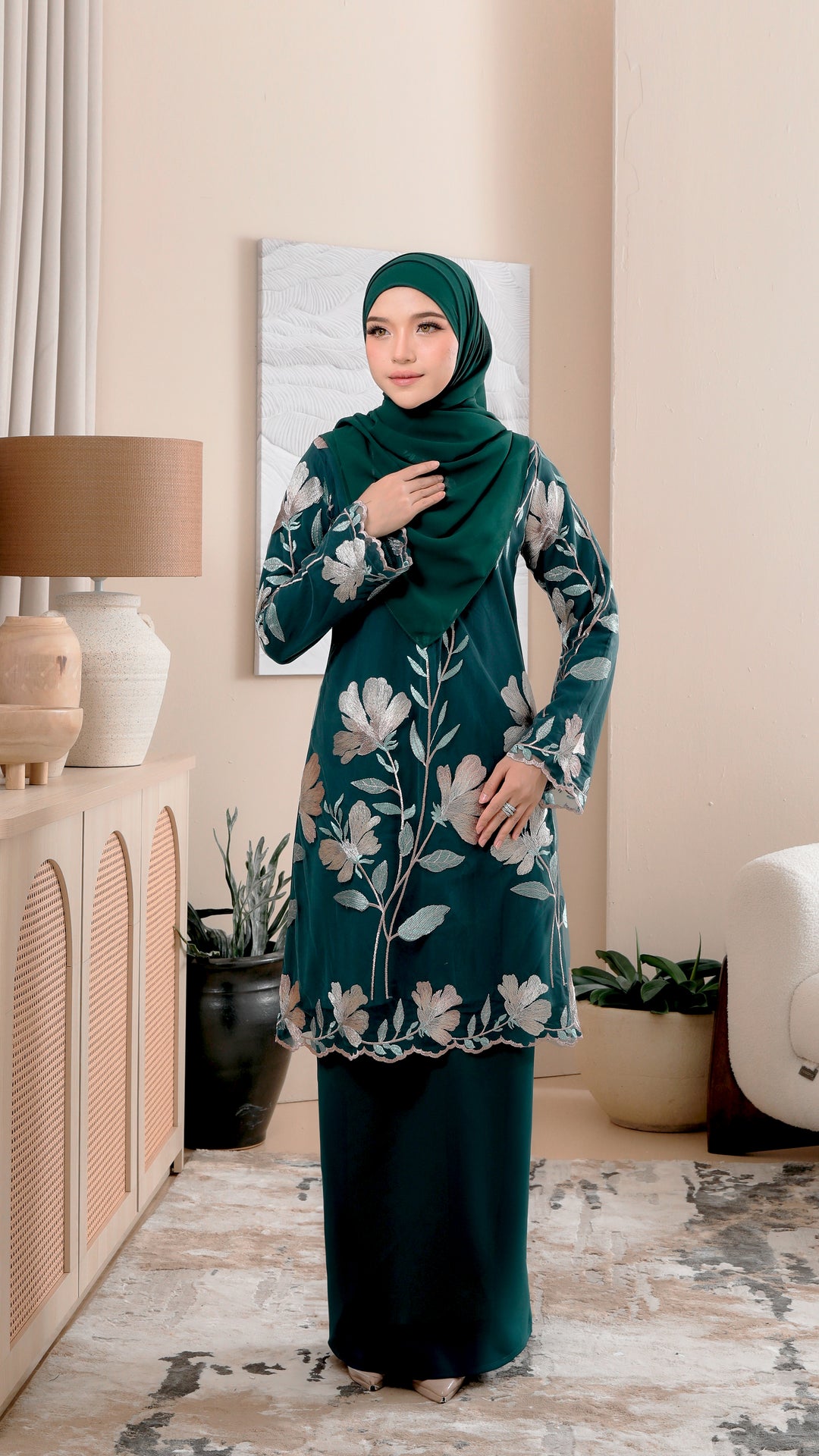 Kurung Lunara