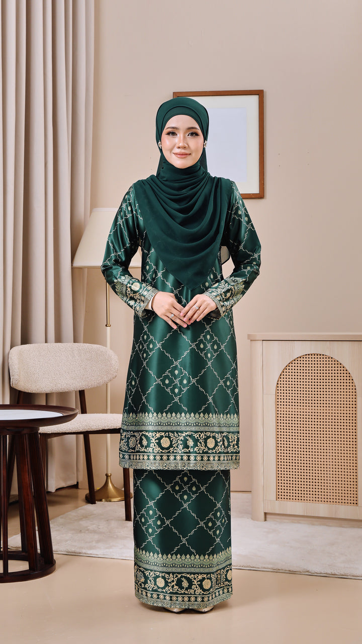 Kurung Amelia