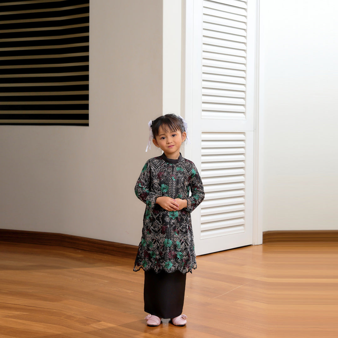 Kurung Areya Kids