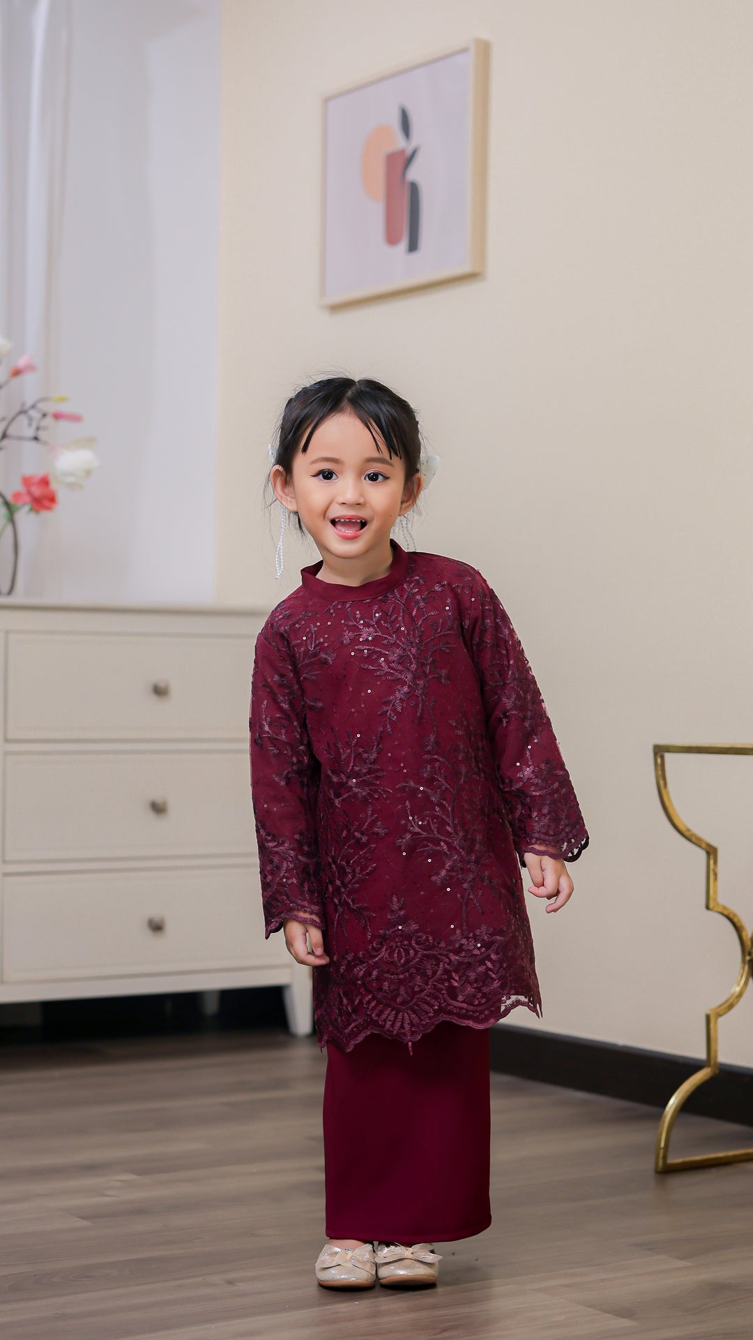 Kurung Veena Kids