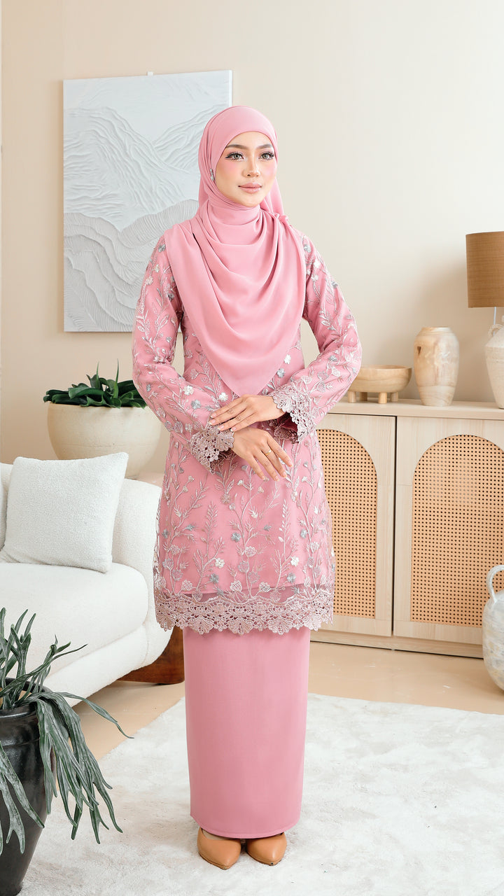 Kurung Merina