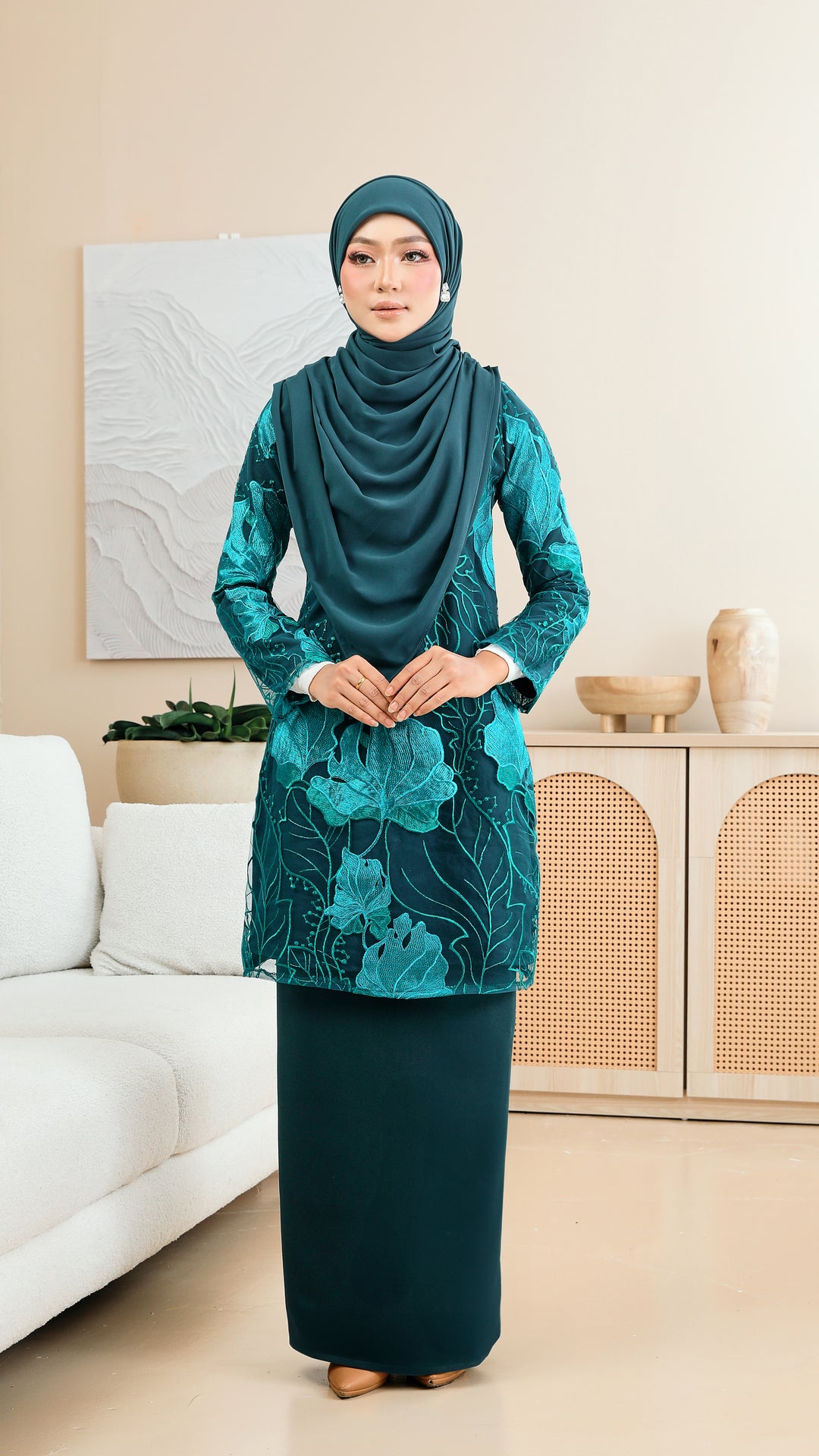 Kurung Tyara