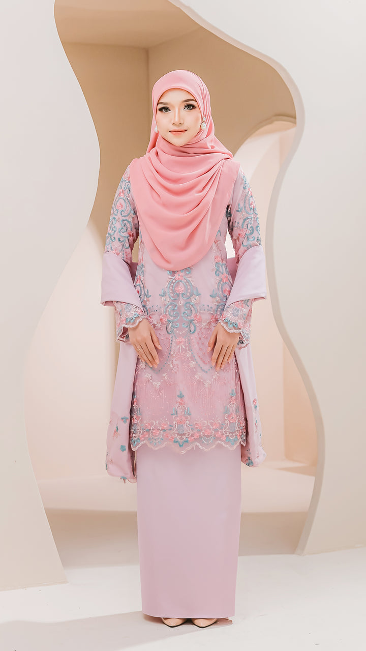 Kurung Qalisha