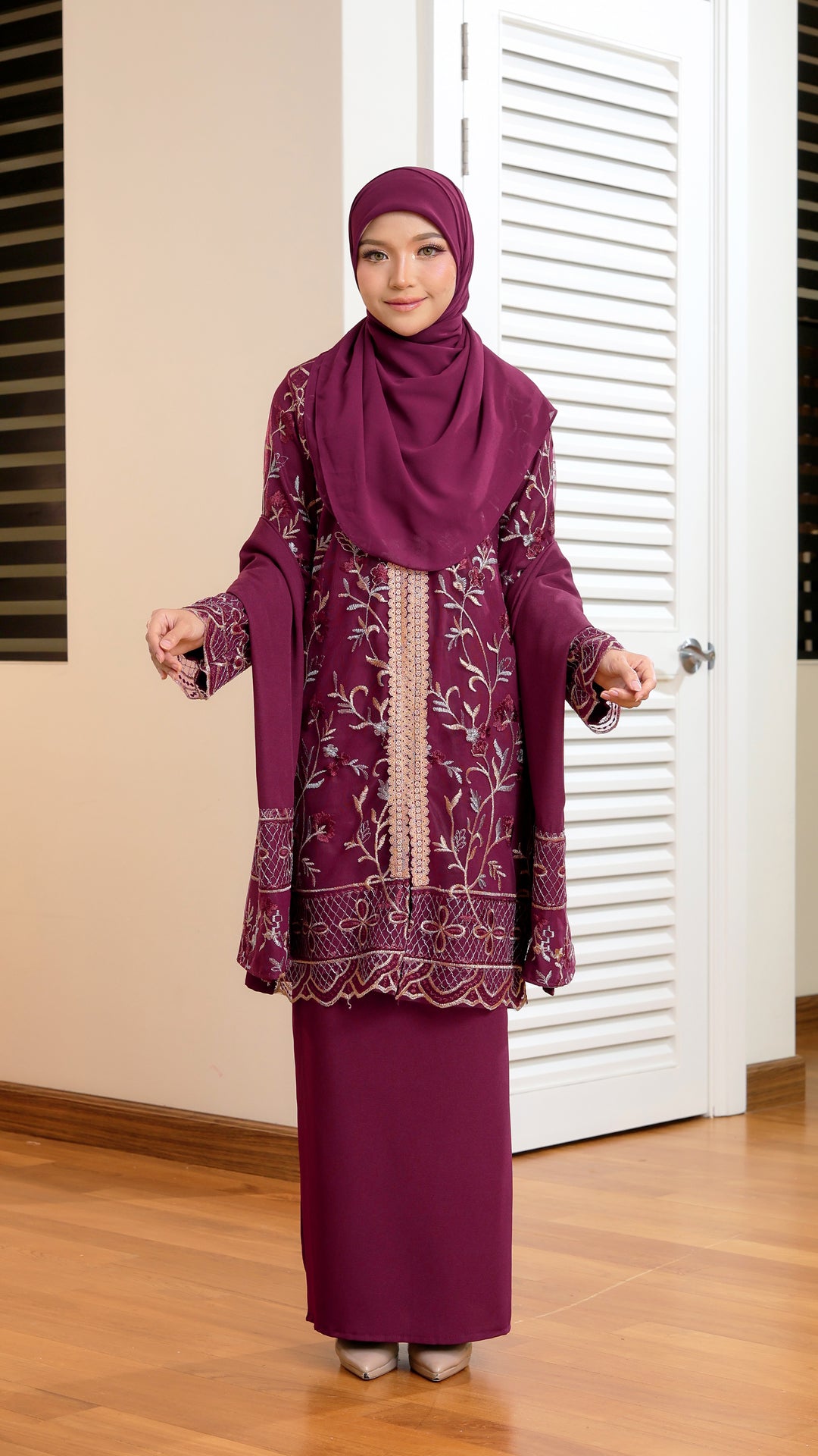 Kurung Skyra V2