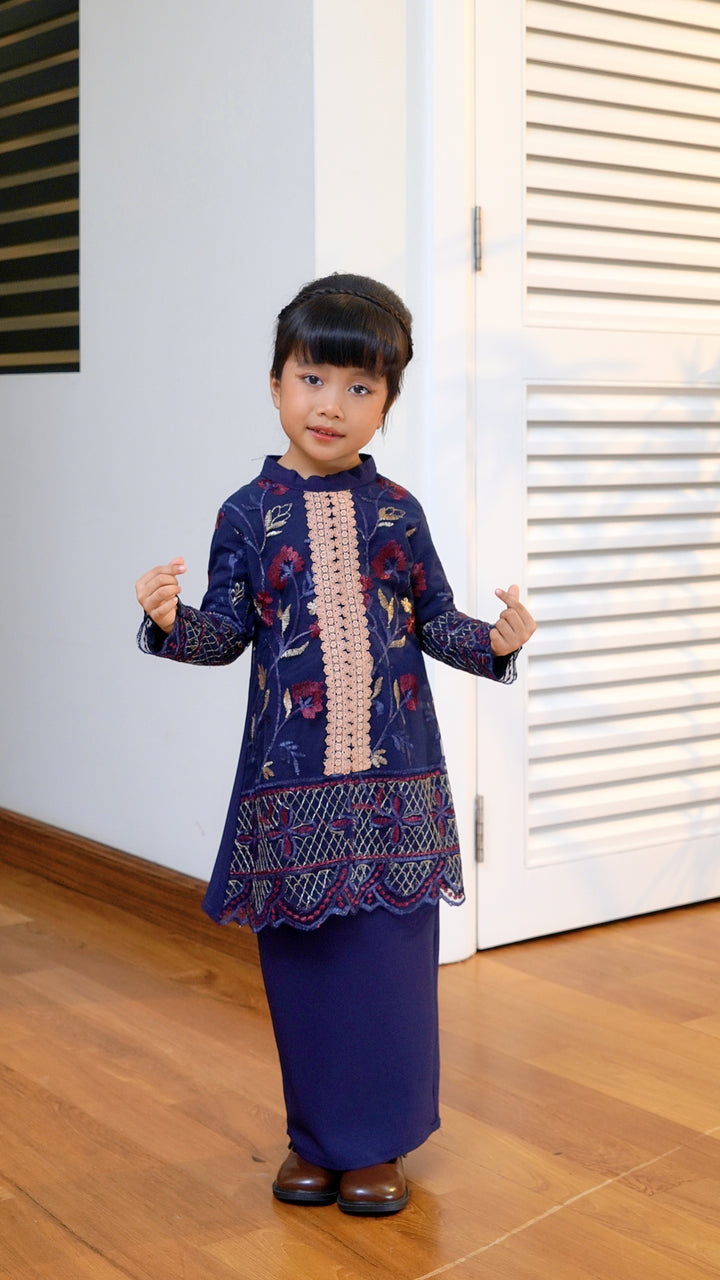 Kurung Skyra V2 Kids