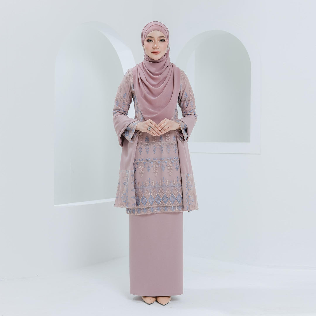 Kurung Dafira Dewasa