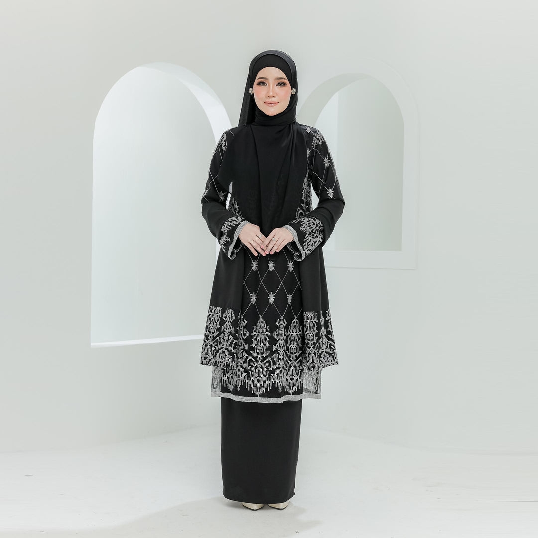 Kurung Kasutra Dewasa