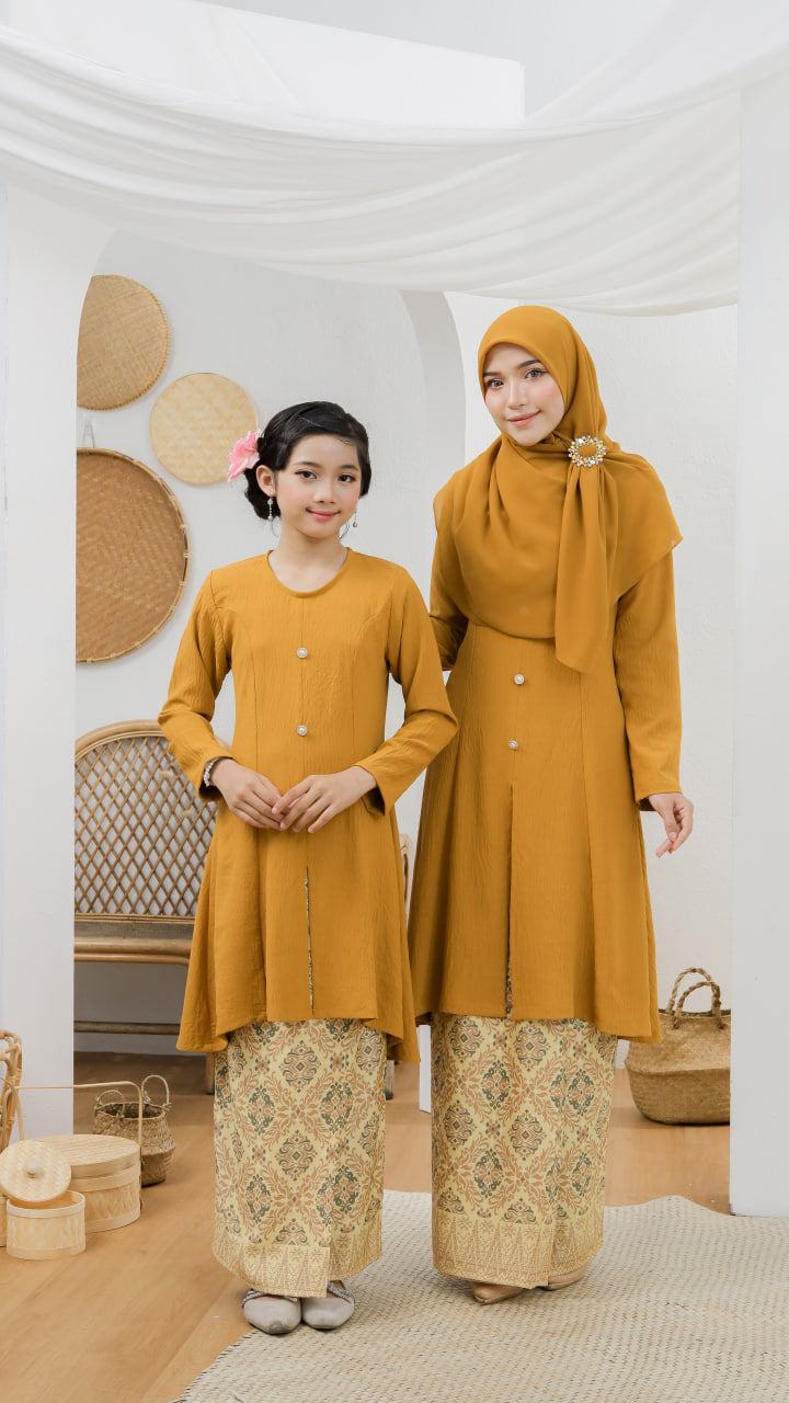 Kurung Callista