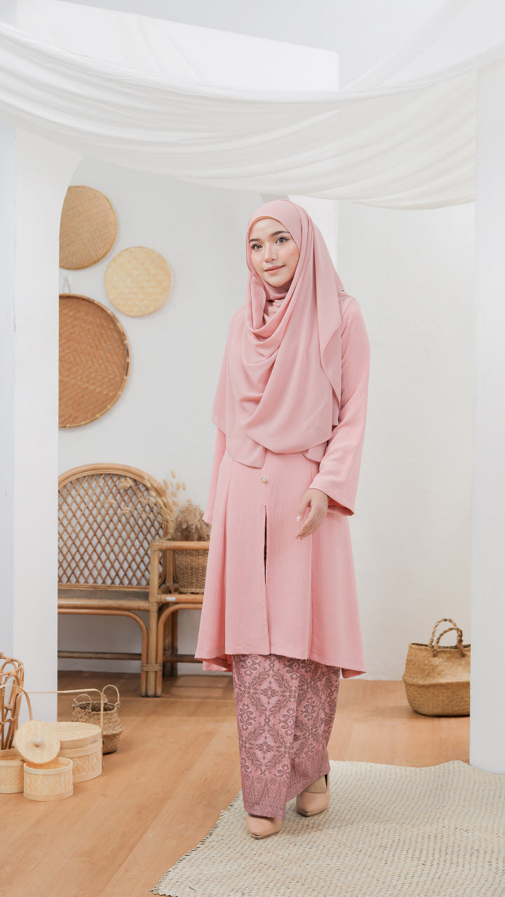 Kurung Callista