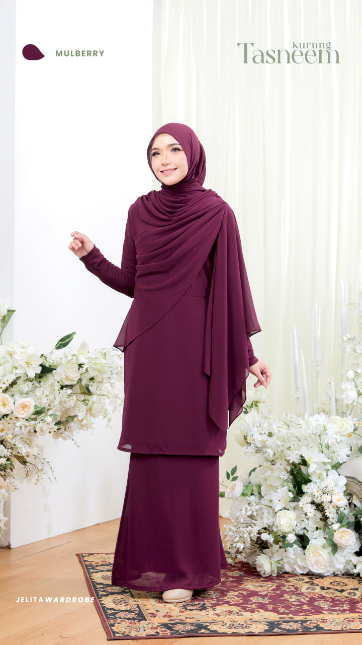 Kurung Tasneem