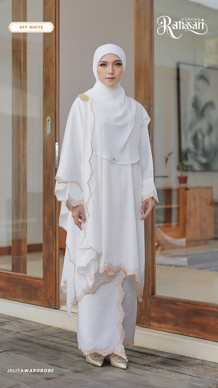 Kurung Ratnasari