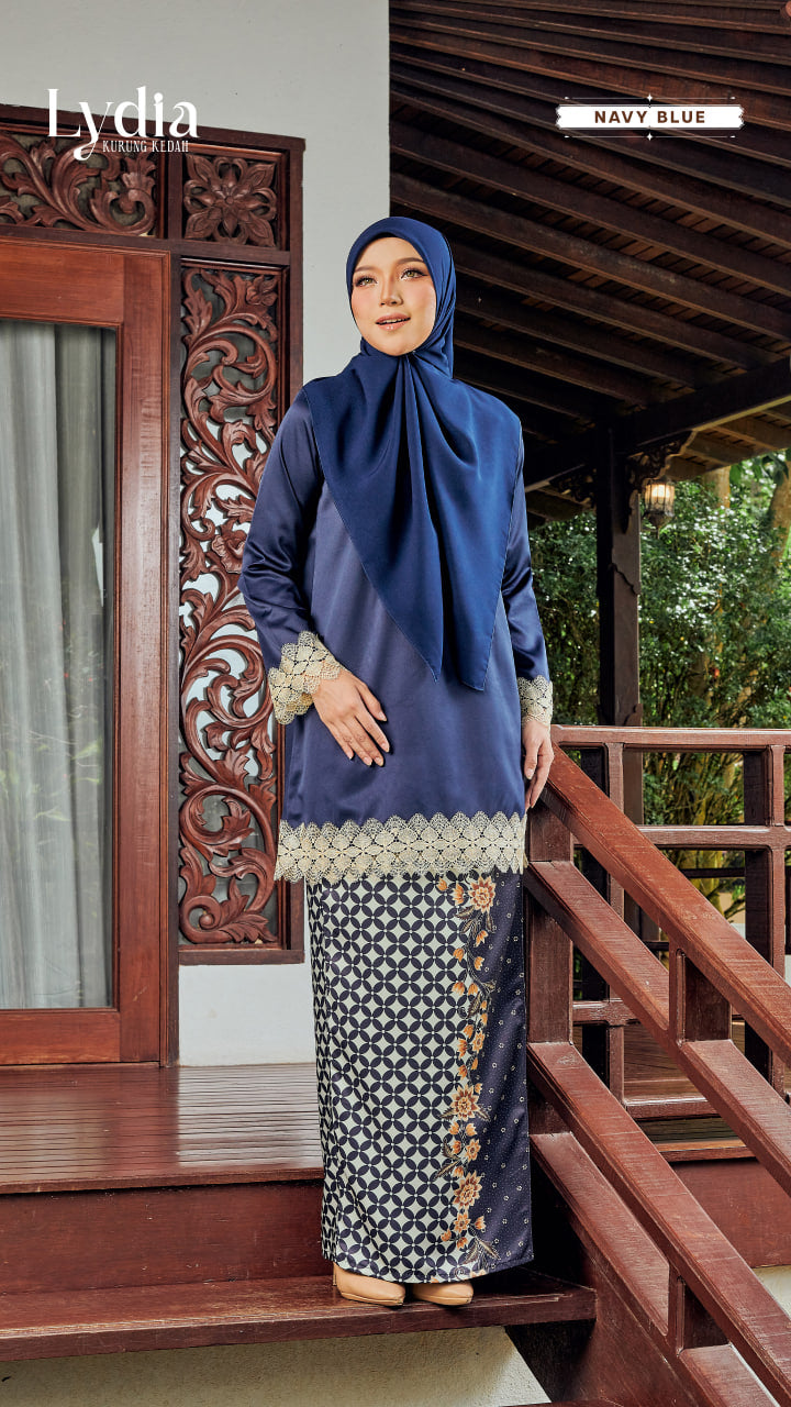 Kurung Lydia