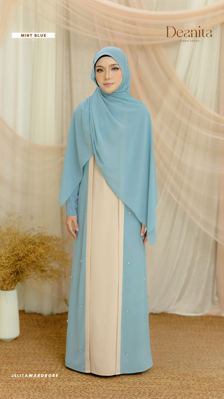 Jubah Deanita