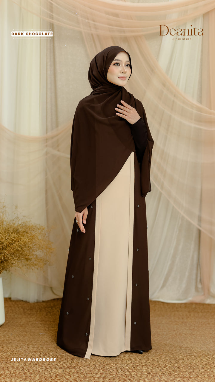 Jubah Deanita