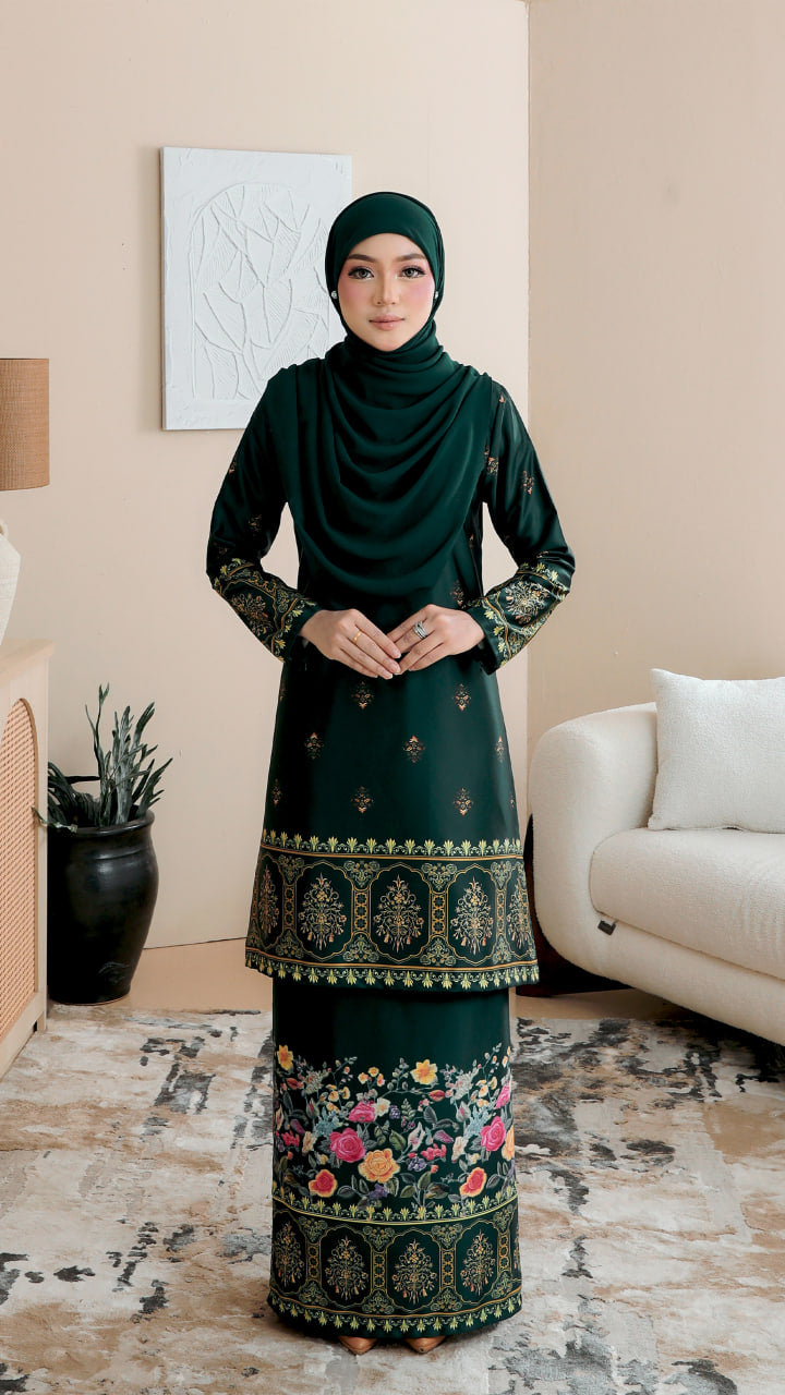 Kurung Daria